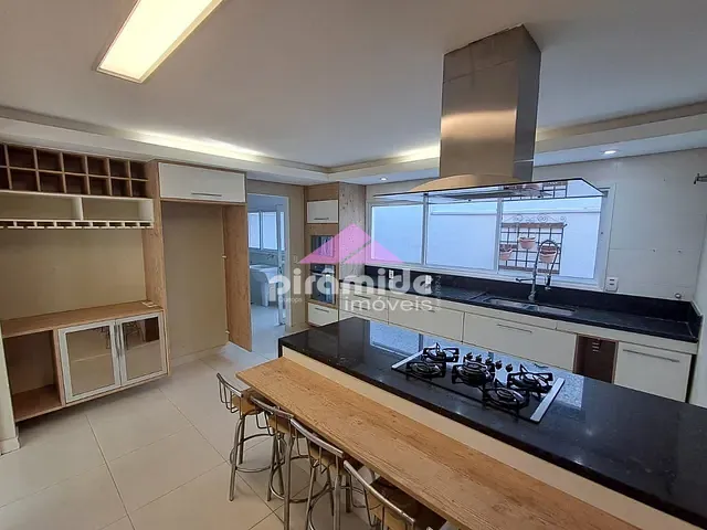 Casa com 480m² 4 quartos e 6 banheiros, à venda, no bairro Jardim Esplanada em São José dos Campos