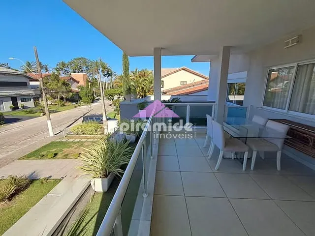 Casa com 480m² 4 quartos e 6 banheiros, à venda, no bairro Jardim Esplanada em São José dos Campos