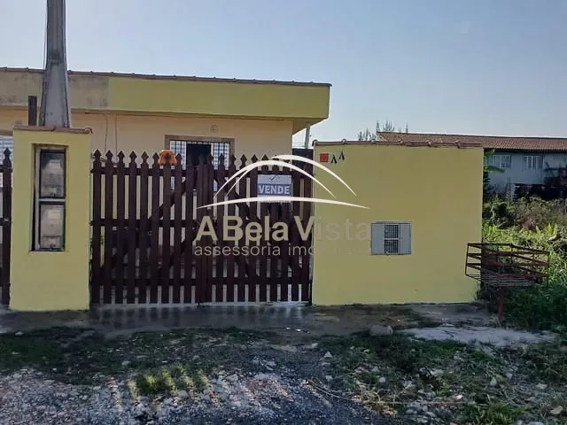 Casa com 125m² 2 quartos e 1 banheiro, à venda, no bairro Tupy em Itanhaém