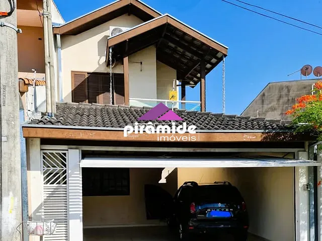 Casa 3 quartos e 3 banheiros, à venda, no bairro Jardim Rodolfo em São José dos Campos