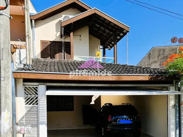 Casa 3 quartos e 3 banheiros, à venda, no bairro Jardim Rodolfo em São José dos Campos