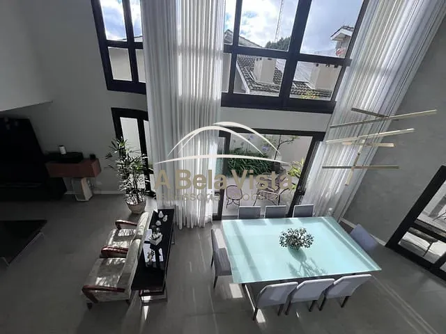 Casa 4 quartos e 6 banheiros, à venda, no bairro Nova Higienópolis em Jandira