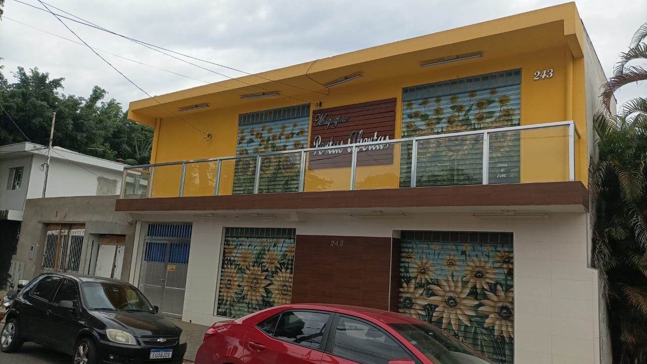 Casa, 1 quarto, 300 m² - Foto 2