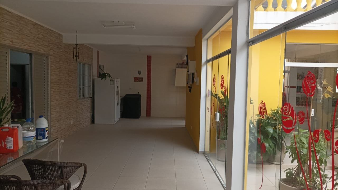 Casa, 1 quarto, 300 m² - Foto 4