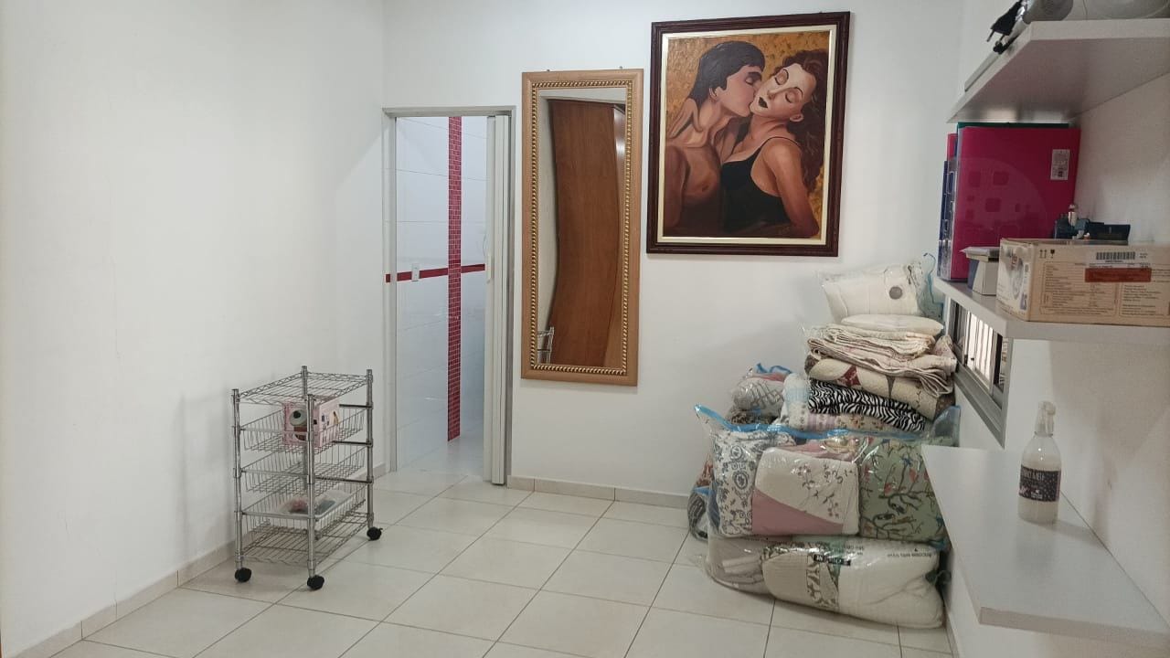 Casa, 1 quarto, 300 m² - Foto 13