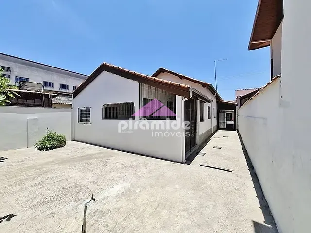 Casa 3 quartos e 2 banheiros, à venda, no bairro Jardim Paraíba em Jacareí