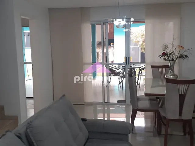 Casa 4 quartos e 2 banheiros, à venda, no bairro Loteamento Villa Branca em Rua Walter Durst