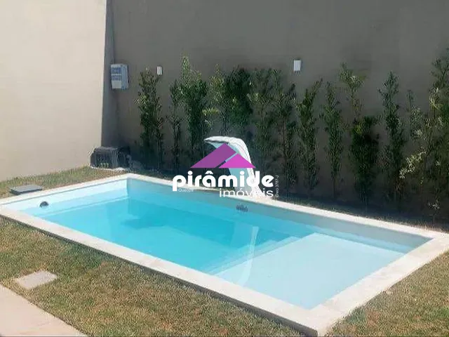 Casa 3 quartos e 2 banheiros, à venda, no bairro Condomínio Residencial Mantiqueira em São José dos Campos