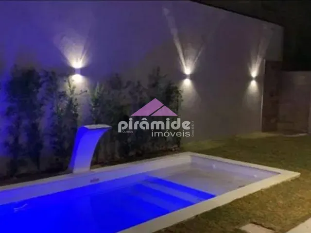 Casa 3 quartos e 2 banheiros, à venda, no bairro Condomínio Residencial Mantiqueira em São José dos Campos