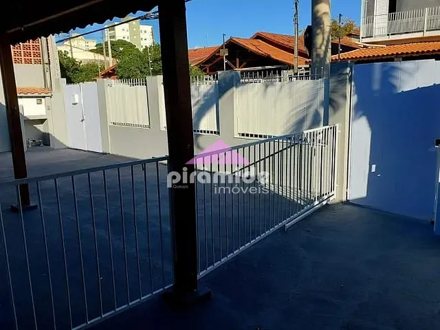 Casa com 164m² 2 quartos e 2 banheiros, à venda, no bairro Jardim Oriente em São José dos Campos