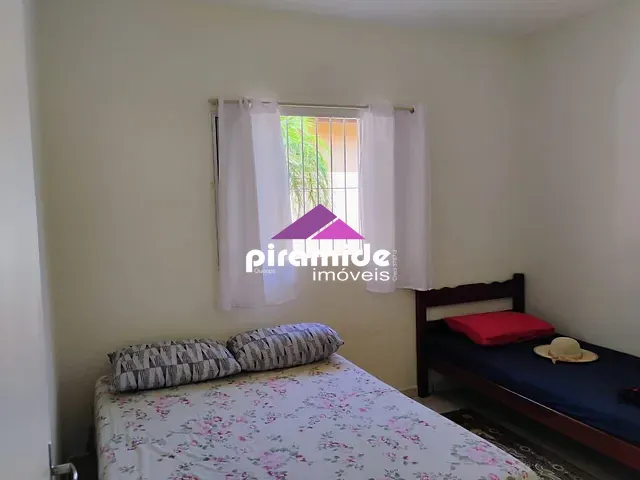 Casa 2 quartos e 1 banheiro, à venda, no bairro Martim de Sá em Caraguatatuba