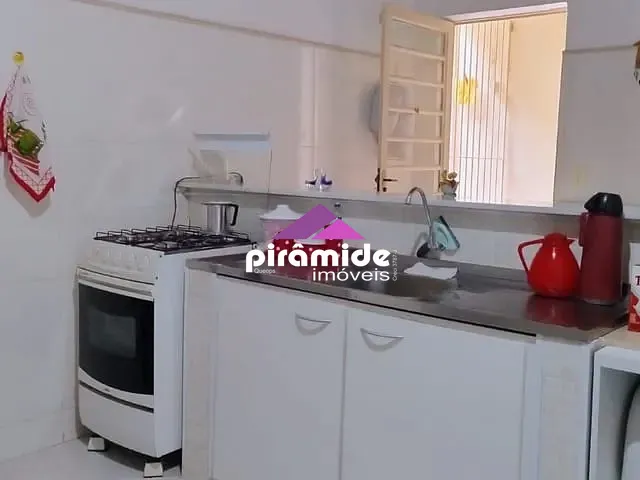 Casa 2 quartos e 1 banheiro, à venda, no bairro Jardim Minas Gerais em São José dos Campos