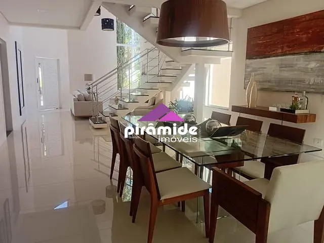 Casa com 360m² 3 quartos e 4 banheiros, à venda, no bairro Jardim Califórnia em Jacareí