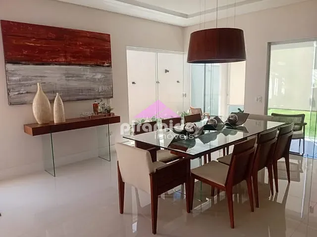 Casa com 360m² 3 quartos e 4 banheiros, à venda, no bairro Jardim Califórnia em Jacareí