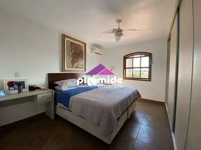 Casa 3 quartos e 3 banheiros, à venda, no bairro Jardim Esplanada em São José dos Campos