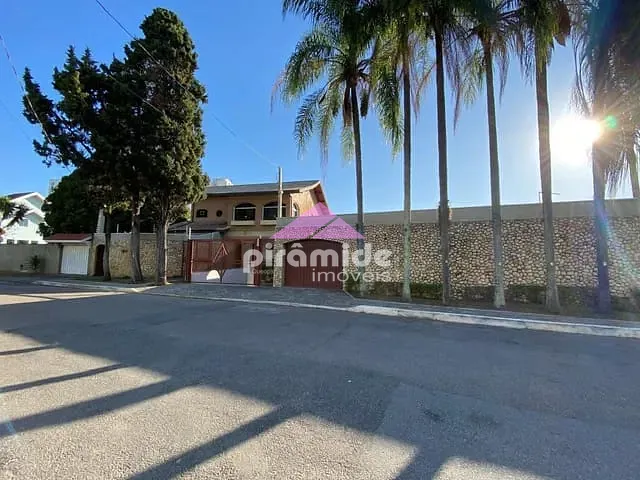 Casa 3 quartos e 3 banheiros, à venda, no bairro Esplanada em São José dos Campos