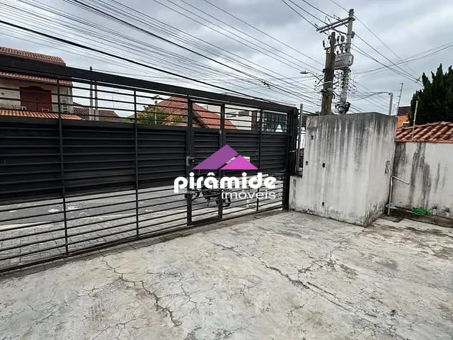 Casa com 310m² 4 quartos e 3 banheiros, à venda, no bairro Jardim Alvorada em São José dos Campos