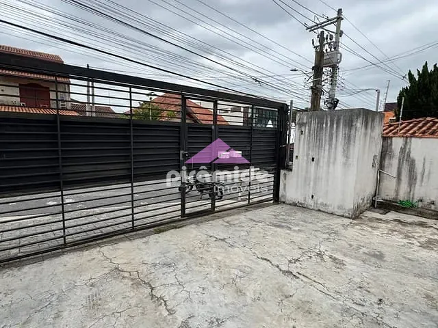 Casa com 310m² 4 quartos e 3 banheiros, à venda, no bairro Jardim Alvorada em São José dos Campos