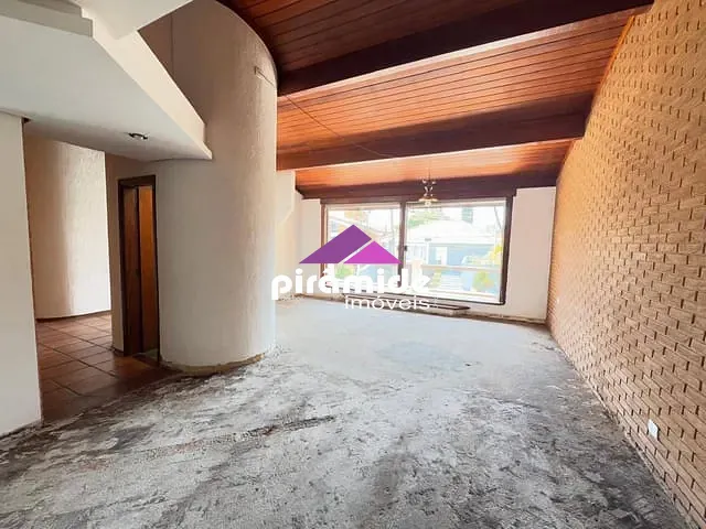 Casa com 570m² 4 quartos e 5 banheiros, à venda, no bairro Jardim das Colinas em São José dos Campos