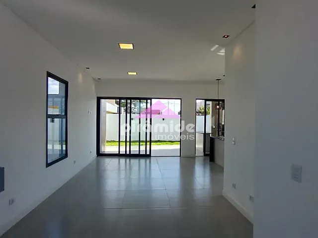 Casa 3 quartos e 4 banheiros, à venda, no bairro Loteamento Fazenda Ronda em São José dos Campos
