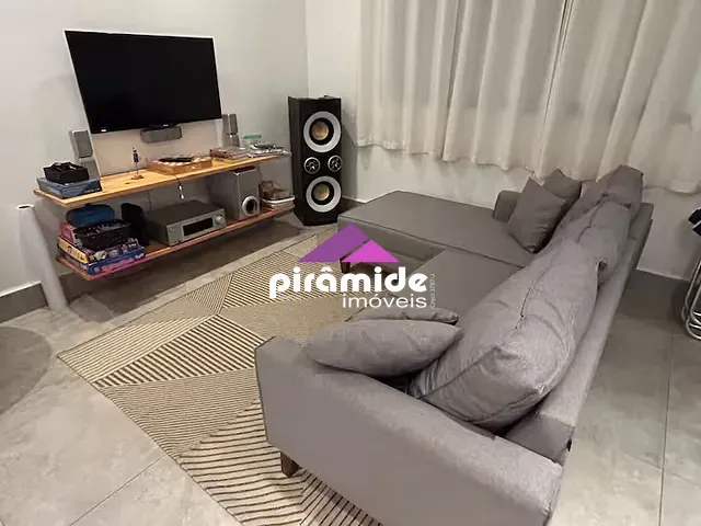 Casa com 200m² 2 quartos e 2 banheiros, à venda, no bairro Estrela Dalva em Caraguatatuba