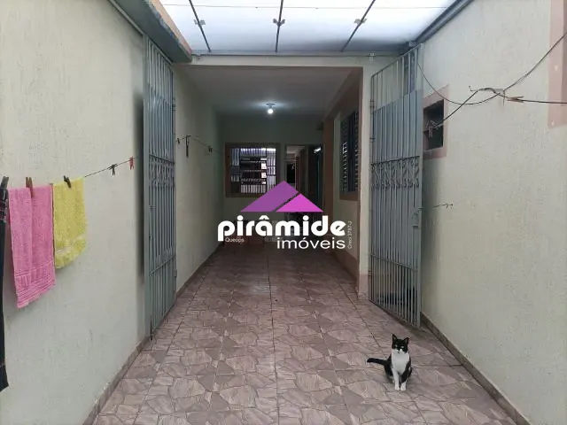 Casa 6 quartos e 2 banheiros, à venda, no bairro Cidade Morumbi em São José dos Campos