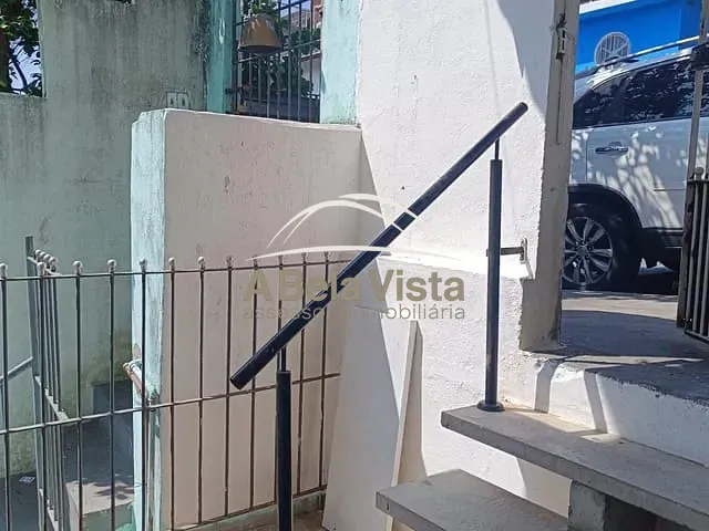 Casa com 300m² 7 quartos e 5 banheiros, à venda, no bairro Umuarama em Osasco