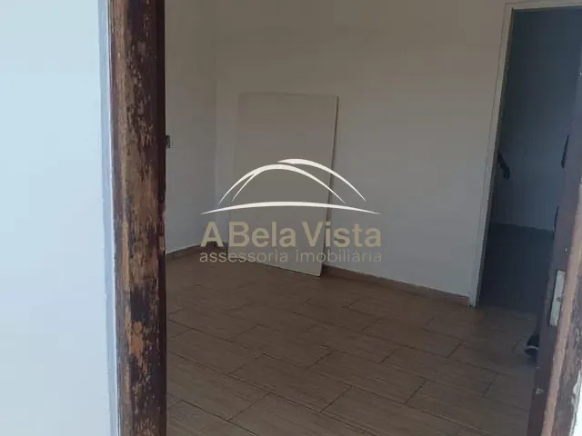 Casa com 300m² 7 quartos e 5 banheiros, à venda, no bairro Umuarama em Osasco