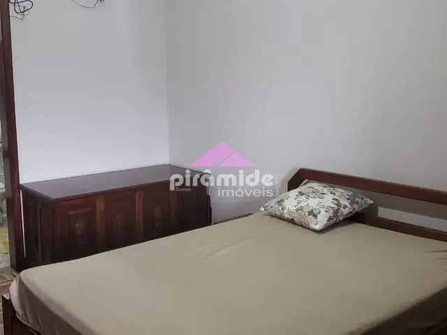 Casa 3 quartos e 2 banheiros, à venda, no bairro Jardim Satélite em São José dos Campos