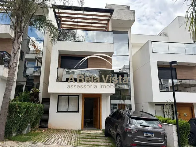 Casa 3 quartos e 1 banheiro, para alugar, no bairro Parque Rincão em Cotia
