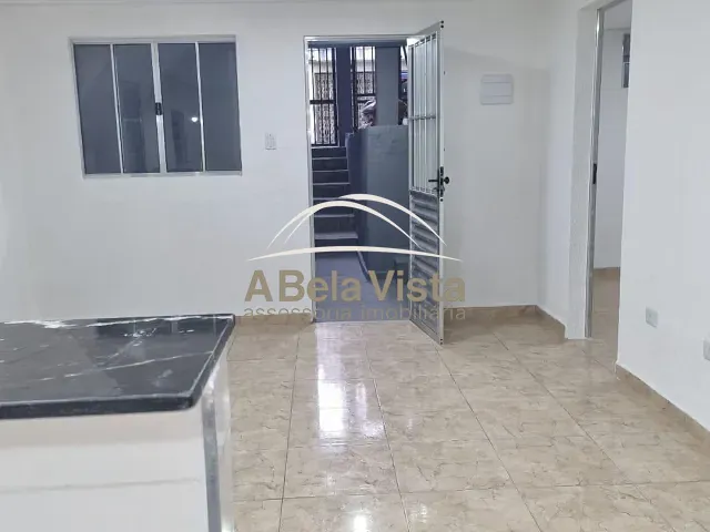 Casa 2 quartos e 1 banheiro, para alugar, no bairro Jaguaribe em Osasco