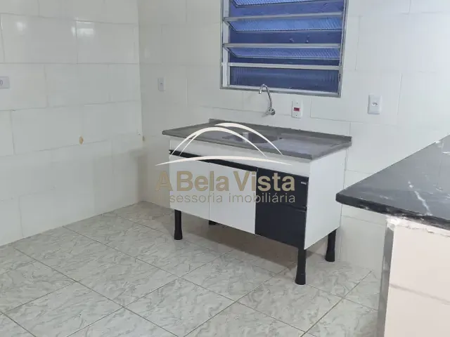 Casa 2 quartos e 1 banheiro, para alugar, no bairro Jaguaribe em Osasco