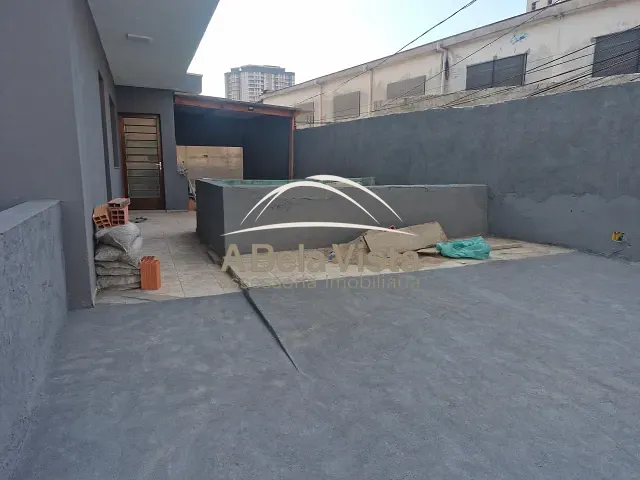 Casa com 250m² 3 quartos e 2 banheiros, para alugar, no bairro Cipava em Osasco