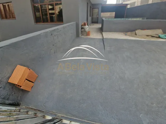 Casa com 250m² 3 quartos e 2 banheiros, para alugar, no bairro Cipava em Osasco