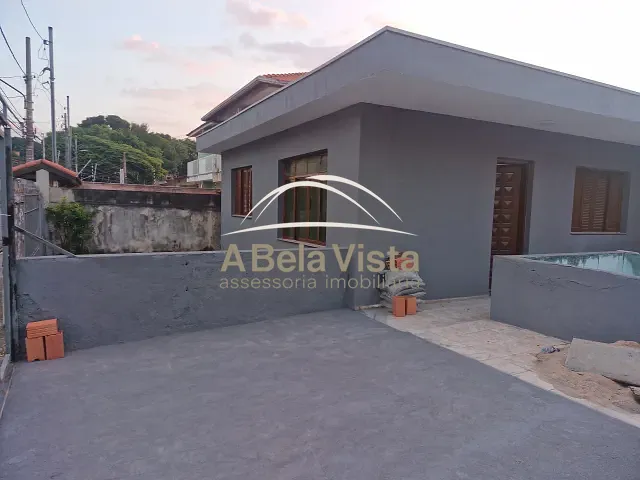 Casa com 250m² 3 quartos e 2 banheiros, para alugar, no bairro Cipava em Osasco