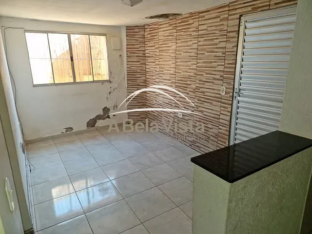 Casa 1 quarto e 1 banheiro, para alugar, no bairro Bela Vista em Osasco