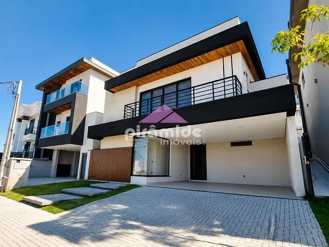 Casa com 330m² 4 quartos e 5 banheiros, à venda, no bairro Urbanova em São José dos Campos