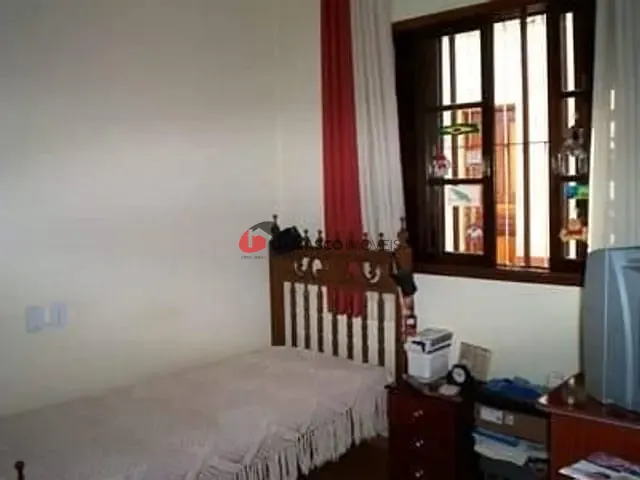 Casa com 302m² 3 quartos e 1 banheiro, à venda, no bairro Prosperidade em São Caetano do Sul