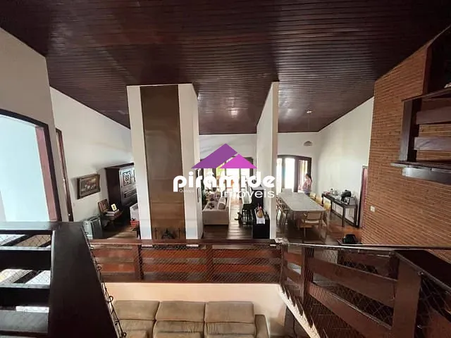 Casa com 570m² 4 quartos e 4 banheiros, à venda, no bairro Jardim Das Colinas em São José dos Campos