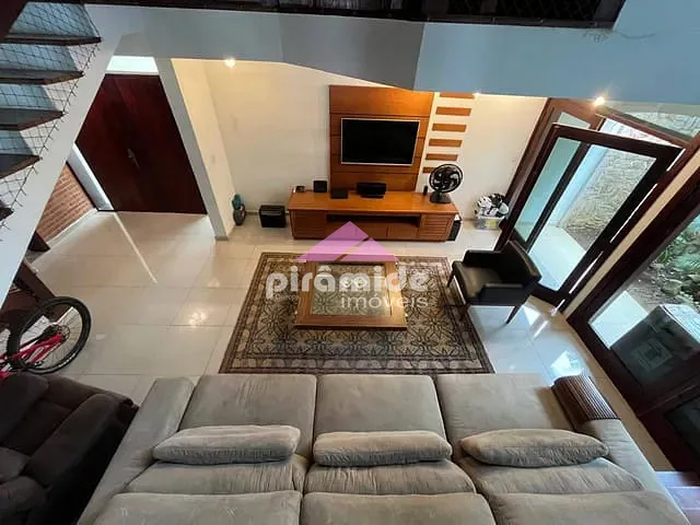 Casa com 570m² 4 quartos e 4 banheiros, à venda, no bairro Jardim Das Colinas em São José dos Campos