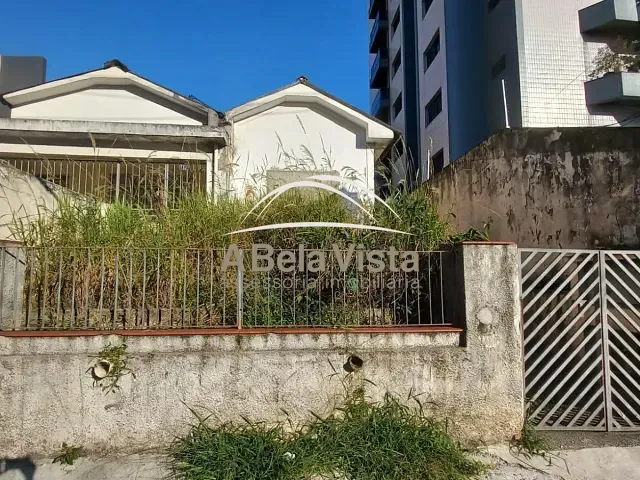 Casa à venda, no bairro Centro em Osasco