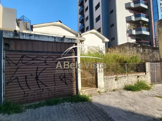 Casa à venda, no bairro Centro em Osasco