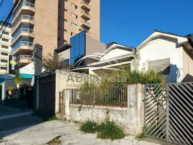 Casa à venda, no bairro Centro em Osasco