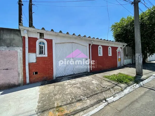 Casa com 215m² 3 quartos e 3 banheiros, à venda, no bairro Parque Industrial em São José dos Campos