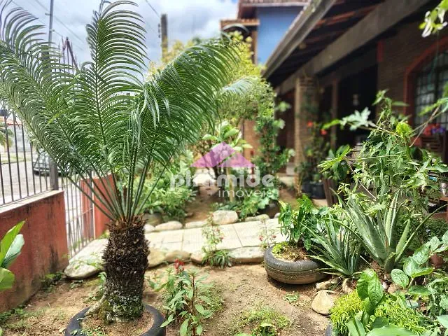 Casa com 286m² 3 quartos e 3 banheiros, à venda, no bairro Jardim Primavera em Caraguatatuba
