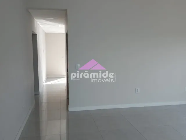 Casa com 300m² 3 quartos e 2 banheiros, à venda, no bairro Parque Residencial Nova Caçapava em Caçapava
