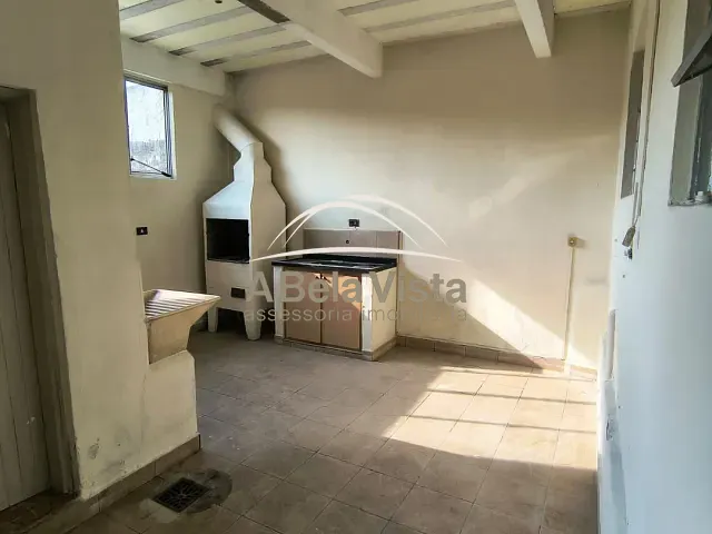 Casa 5 quartos e 3 banheiros, à venda, no bairro Novo Osasco em Osasco
