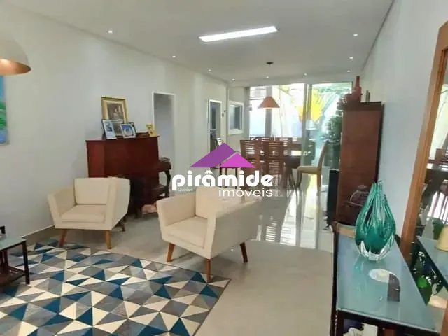 Casa com 450m² 3 quartos e 3 banheiros, à venda, no bairro Urbanova em São José dos Campos