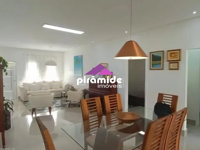 Casa com 450m² 3 quartos e 3 banheiros, à venda, no bairro Urbanova em São José dos Campos