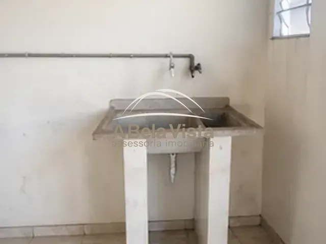 Casa com 250m² 1 quarto e 1 banheiro, à venda, no bairro Jardim Novo Horizonte em Carapicuíba